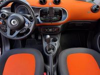 Gebraucht Smart ForFour Passion 71 PS (52 kW) 2015 Schwarz Kleinwagen