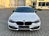 Gebraucht BMW 330 Sport Line 258 PS (189 kW) 2012 Weiß Limousine