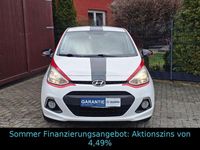Gebraucht Hyundai i10 Edition 67 PS (49 kW) 2015 Weiß Kleinwagen
