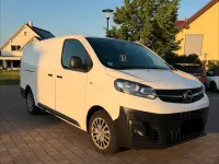 Gebraucht Opel Vivaro 122 PS (89 kW) 2021 Weiß Van / Kleinbus