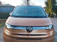 Gebraucht VW Multivan Style 150 PS (110 kW) 2024 Orange Van