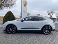 Gebraucht Porsche Macan 380 kW (517 PS) 2024 Eisgraumetallic SUV