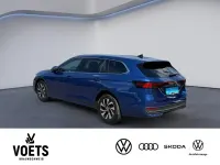 Gebraucht VW Passat Business 150 PS (110 kW) 2025 Reef blue metallic Kombi