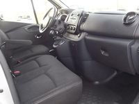 Gebraucht Opel Vivaro 145 PS (106 kW) 2018 Platinum/aluminium silber/silv Van / Kleinbus