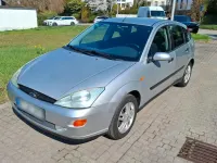 Używany Ford Focus 101 KM (74 kW) 2001 Srebrny Sedan/Limuzyna