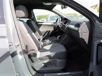 Gebraucht VW Tiguan Move 150 PS (110 kW) 2023 Delfingrau metallic (metallic) SUV