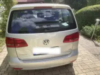 Gebraucht VW Touran Trendline 140 PS (102 kW) 2013 Silber Van / Kleinbus