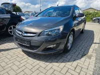 Gebraucht Opel Astra Edition 140 PS (102 kW) 2016 Grau Kombi