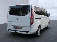 Gebraucht Ford Tourneo Titanium 150 PS (110 kW) 2022 Weiß Kombi