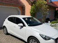 Gebraucht Mazda 2 Exclusive-Line 90 PS (66 kW) 2016 Weiß Limousine