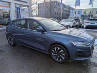 Gebraucht Ford Focus Titanium 125 PS (91 kW) 2022 Chromablau metallic Limousine