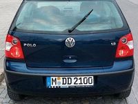 Gebraucht VW Polo 64 PS (47 kW) 2002 Blau Kleinwagen