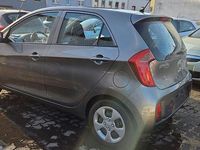 Gebraucht Kia Picanto 67 PS (49 kW) 2017 Silber Kleinwagen