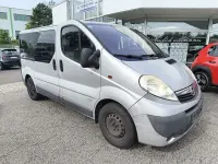 Gebraucht Opel Vivaro 145 PS (106 kW) 2008 Silber Van / Kleinbus