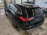 Gebraucht Mercedes C200 184 PS (135 kW) 2023 Schwarz/baltic black Kombi
