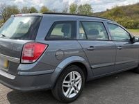 Usado Opel Astra 120 HP (88 kW) 2008 Azul Carrinha