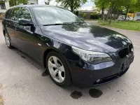 Gebraucht BMW 525 218 PS (160 kW) 2007 Blau Kombi
