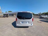 Gebraucht Mercedes V250 190 PS (139 kW) 2015 Silber Van / Kleinbus