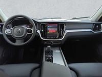 Gebraucht Volvo V60 145 PS (106 kW) 2024 Kombi