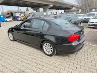 Gebraucht BMW 320 170 PS (125 kW) 2010 Schwarz Limousine