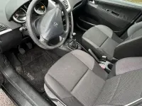 Gebraucht Peugeot 207 Forever 73 PS (53 kW) 2012 Schwarz Limousine