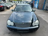 Gebraucht Mercedes C180 143 PS (105 kW) 2003 Schwarz Limousine