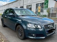 Gebraucht Audi A3 Sportback 125 PS (91 kW) 2010 Blau Kleinwagen