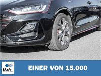 Gebraucht Ford Focus ST-Line 125 PS (91 kW) 2023 Schwarz metallic