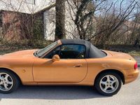 Gebraucht Mazda MX5 140 PS (102 kW) 1998 Gold Cabrio