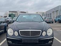 Gebraucht Mercedes E320 Avantgarde 224 PS (164 kW) 2005 Blau Limousine