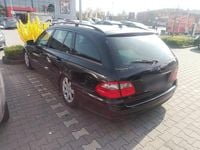Gebraucht Mercedes E220 170 PS (125 kW) 2007 Schwarz Kombi