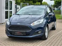Gebraucht Ford Fiesta Titanium 101 PS (74 kW) 2015 Blau Kleinwagen