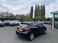 Gebraucht Peugeot 208 Active 82 PS (60 kW) 2016 Schwarz Kleinwagen