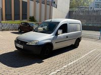 Second-hand Opel Combo 97 CP (71 kW) 2006 Argintiu Monovolum