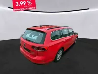 Gebraucht VW Passat Business 122 PS (89 kW) 2023 Tornadorot Kombi