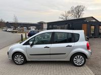 Gebraucht Renault Grand Modus Authentique 75 PS (55 kW) 2008 Silber Van / Kleinbus