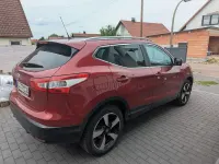 Gebraucht Nissan Qashqai 360º 116 PS (85 kW) 2014 Rot SUV