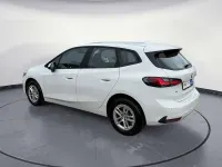 Gebraucht BMW 220 156 PS (114 kW) 2023 Alpinweiß uni Van / Kleinbus