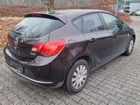 Gebraucht Opel Astra Active 140 PS (102 kW) 2013 Braun Limousine