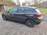 Gebraucht Opel Astra 110 PS (80 kW) 2016 Schwarz Limousine