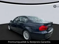 Gebraucht BMW 318 Comfort Edition 143 PS (105 kW) 2009 Blau Limousine