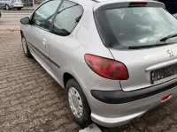 Gebraucht Peugeot 206 75 PS (55 kW) 2004 Grau Kleinwagen