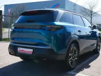 Neu Peugeot 5008 GT 145 PS (106 kW) 2025 Blau SUV