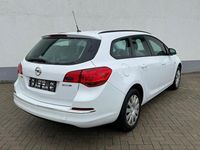 Gebraucht Opel Astra Selection 110 PS (80 kW) 2015 Weiß Kombi