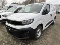 Neu Opel Combo 102 PS (75 kW) 2025 Kaolin weiß Van / Kleinbus