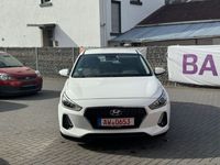 gebraucht Hyundai i30 Select*5trg*WENIG KM*1.HAND*KLIMA*PDC*