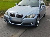 Second-hand BMW 330 245 CP (180 kW) 2009 Albastru Berlinǎ