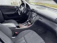 Gebraucht Mercedes C220 Elegance 150 PS (110 kW) 2004 Limousine