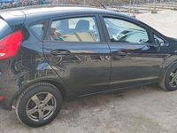Gebraucht Ford Fiesta 82 PS (60 kW) 2010 Schwarz Kleinwagen