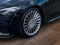 Gebraucht Mercedes C300 AMG 265 PS (194 kW) 2025 Schwarz Limousine